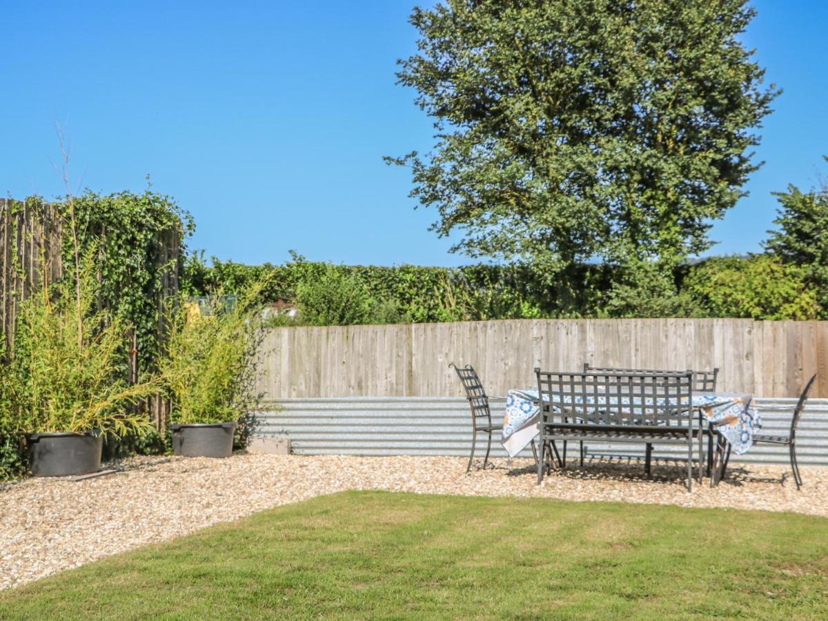 Villa The Milk Shed Plymtree Exterior foto
